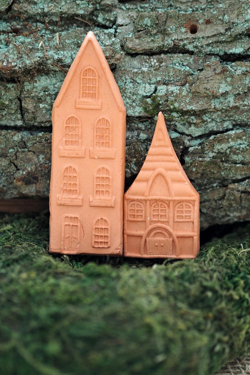 Domek v barvě terakota, mix, velikost S