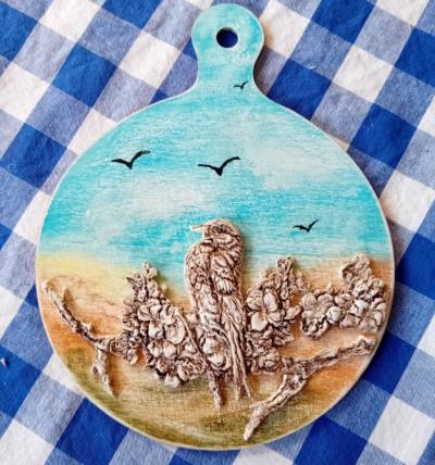 Jaro - ptáček na dřevě, varianta 2